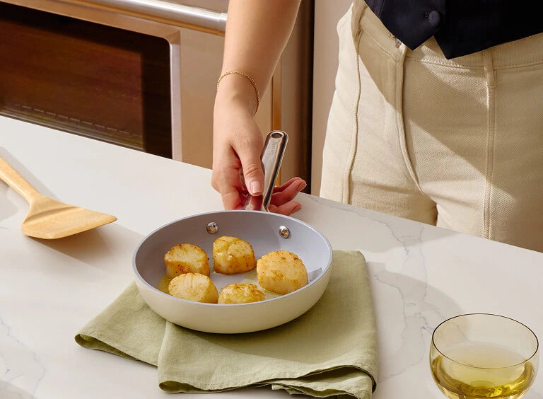 12-Piece Ceramic Set With Complimentary Storage